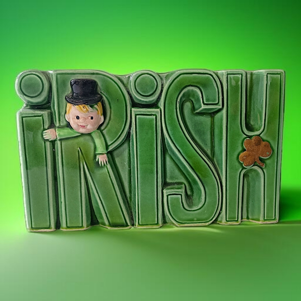 Enesco Irish Ceramic Planter Vase Pot Leprechaun Shamrock Vtg 1978 St Pattys Day